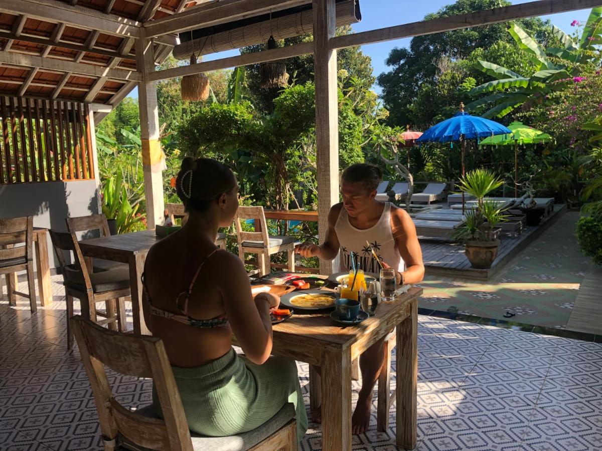 Le Biu Garden View Hotell Lembongan Exteriör bild