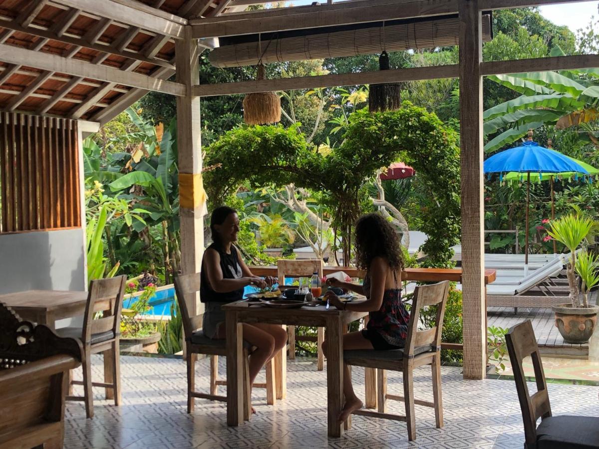 Le Biu Garden View Hotell Lembongan Exteriör bild