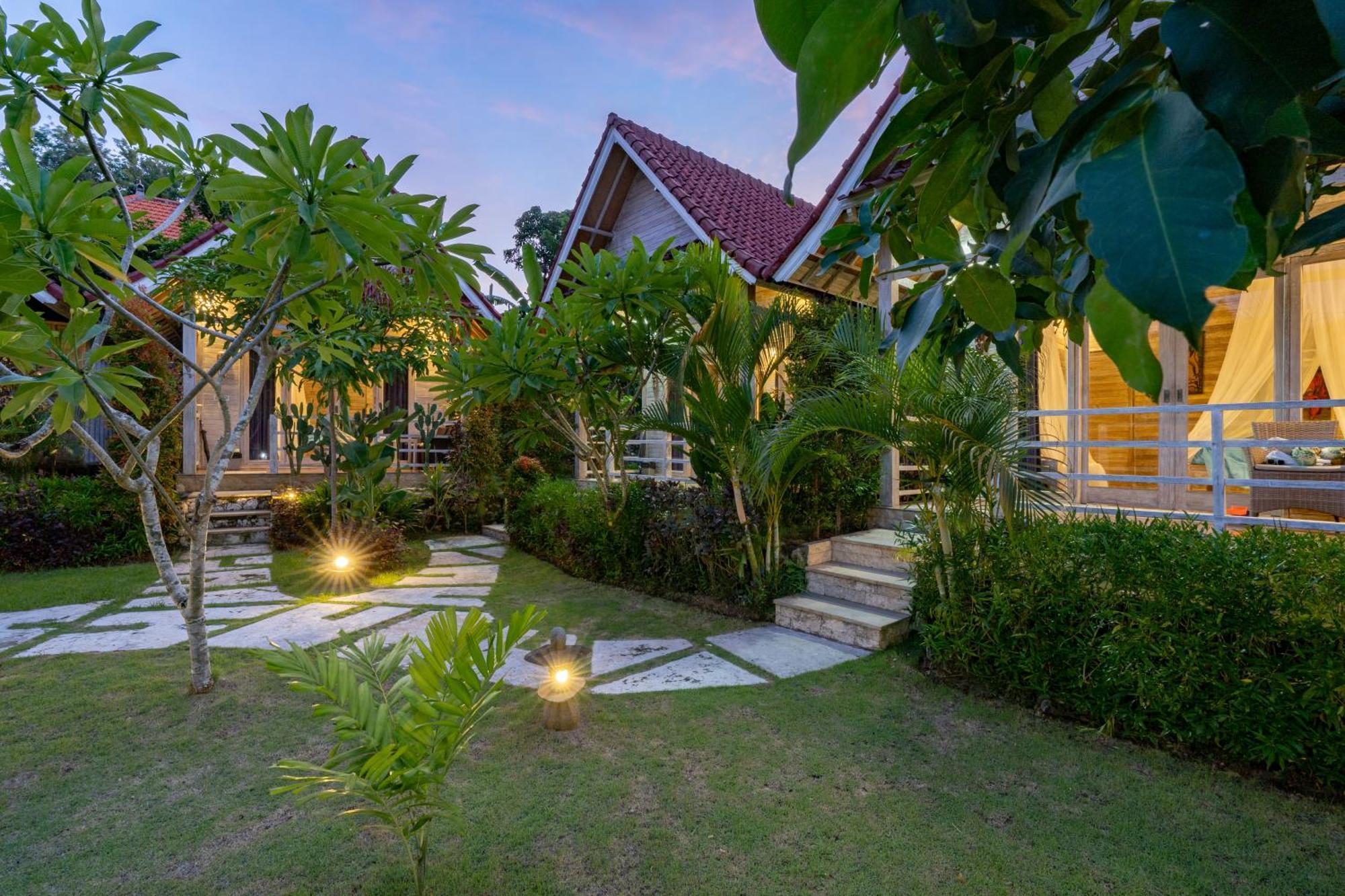 Le Biu Garden View Hotell Lembongan Exteriör bild