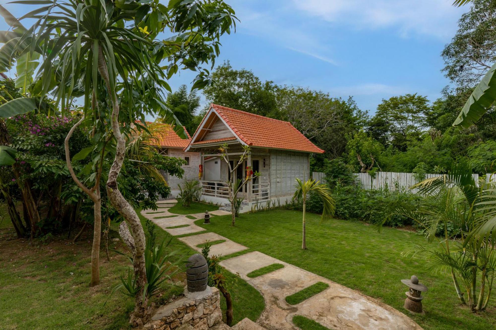 Le Biu Garden View Hotell Lembongan Exteriör bild