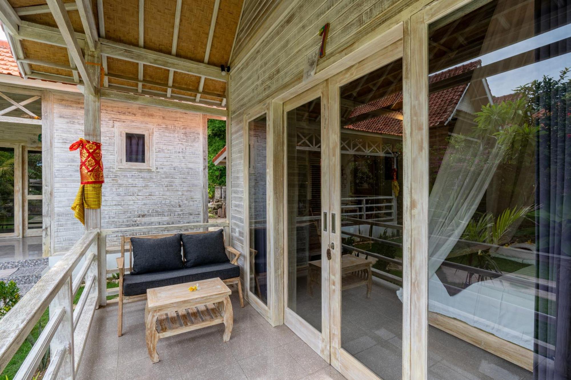 Le Biu Garden View Hotell Lembongan Exteriör bild